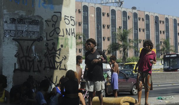 Defensoria Pública do Rio de Janeiro criou uma ação específica de acolhimento e tratamento de usuários de crack, que faz parte do projeto "Construindo o SUS com a Defensoria Pública do Estado do Rio de Janeiro" e ajudará na expansão e implementação da Rede de Atenção Psicossocial (RAPS); será elaborado um mapeamento e diagnóstico das principais necessidades e demandas de saúde e por decorrência das principais deficiências do SUS