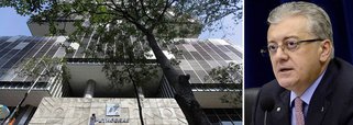 Direção da estatal divulgou um comunicado interno, em 26 de agosto, anunciando cortes de “gastos operacionais gerenciáveis”, para poupar, até 2019, US$ 12 bilhões (o equivalente a R$ 45 bilhões); estão na lista o fim de confraternizações de funcionários, cursos de idioma, e viagens; licitações ou qualquer tipo de contratação de serviços também deverão passar pelo aval do primeiro escalão da estatal, liderado pelo presidente Aldemir Bendine
