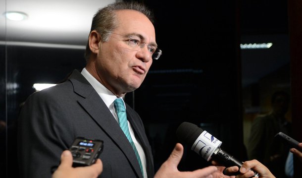 O presidente do Senado, Renan Calheiros (PMDB-AL), negou, em depoimento prestado à Policia Federal (PF) no dia 31 de agosto, ter recebido propina do esquema de corrupção investigado na Operação Lava Jato; a pedido do procurador-geral da República, Rodrigo Janot, Renan responde a inquérito no STF; o senador considerou absurdas as acusações do ex-diretor da Petrobras Paulo Roberto Costa de que teria tratado de comissionamento sobre contratos da Diretoria de Abastecimento da empresa; o parlamentar disse aos delegados que, se tivesse conhecimento dos fatos, teria "tomado as providências cabíveis"; Renan negou conhecer Fernando Baiano, acusado pela PF de ser o operador financeiro do PMDB no esquema