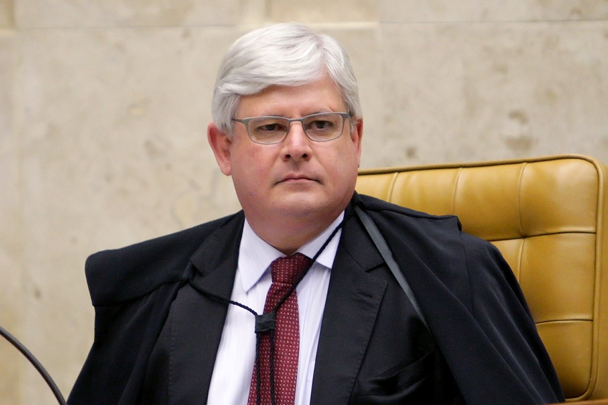 Decreto foi publicado no Diário Oficial da União nesta quinta-feira 10; procurador-geral da República, Rodrigo Janot, permanecerá no cargo por mais dois anos