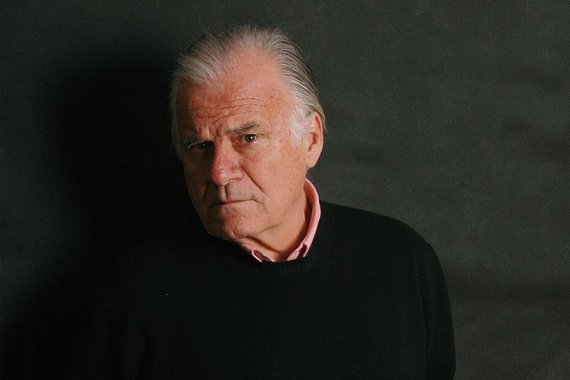 Editor da revista Carta Capital condena o que considera a tentativa do governo de 'angariar a simpatia da Casa Grande'; "Sempre supus Jaques Wagner qualificado para a chefia da Casa Civil e louvei sua escolha para o posto. Mas por que denegrir o PT nas páginas da Folha?", questiona