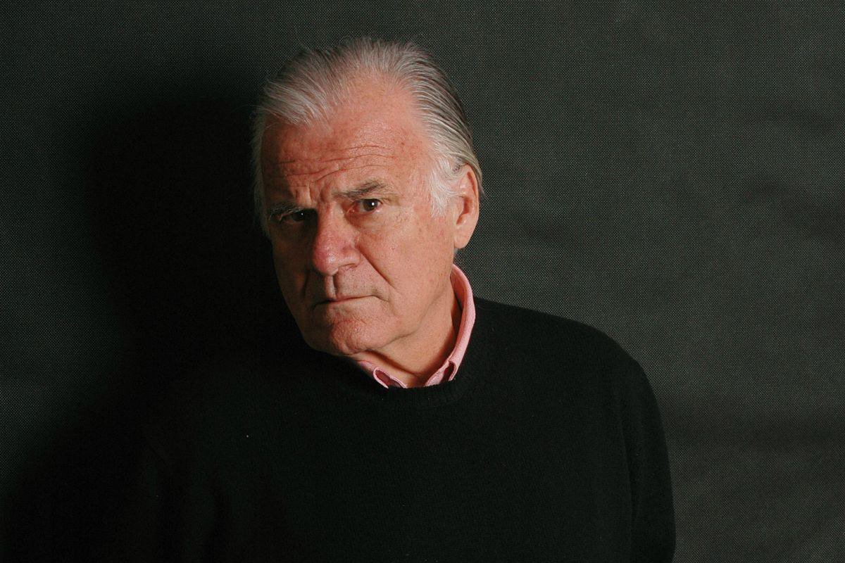 Editor da revista Carta Capital condena o que considera a tentativa do governo de 'angariar a simpatia da Casa Grande'; "Sempre supus Jaques Wagner qualificado para a chefia da Casa Civil e louvei sua escolha para o posto. Mas por que denegrir o PT nas páginas da Folha?", questiona