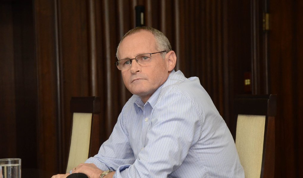 O secretário de Segurança Pública do Rio de Janeiro, José Mariano Beltrame, informou que agentes dos batalhões de grandes eventos e de choque, além de efetivos do setor administrativo, também farão patrulhamento em dias intercalados com suas funções de origem; o titular da pasta teve acesso as prévias no aumento dos índices de criminalidade de fevereiro e março no Rio e voltou a pedir mudanças em leis