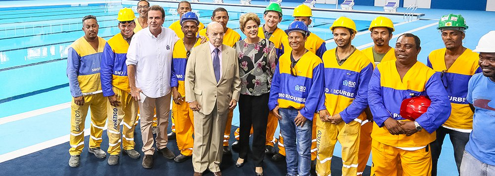 Rio de Janeiro - RJ, 08/04/2016. Presidenta Dilma Rousseff durante cerimônia de inauguração do Estádio Aquático Olímpico e entrega de Unidades Móveis de Suporte Avançado de Vida Foto: Roberto Stuckert Filho/PR