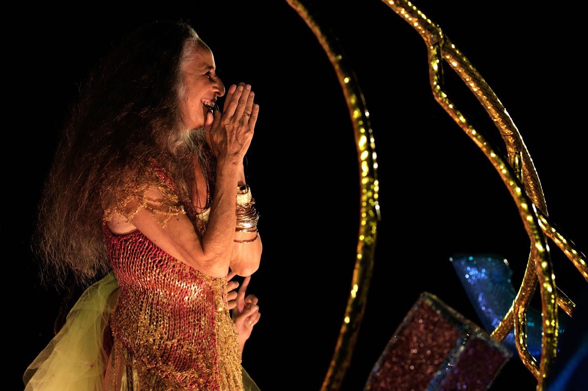 Brazilian singer Maria Bethania of Mangueira samba school gestures during the second night of the carnival parade at Sambadrome in Rio de Janeiro, Brazil, on February 9, 2016. AFP PHOTO / YASUYOSHI CHIBA
