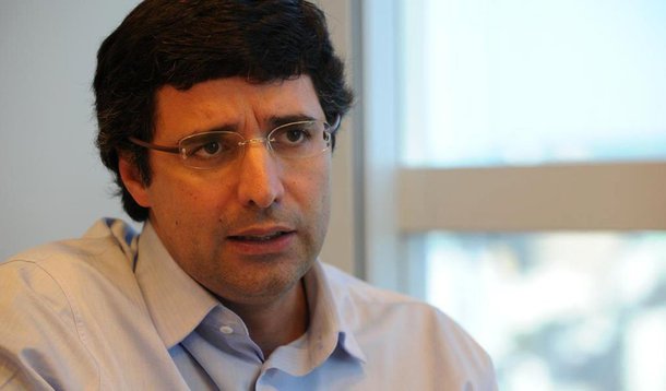 Em resposta à denúncia contra o banqueiro André Esteves na Lava Jato, advogado José Paulo Sepúlveda Pertence afirma que "o processo em si já é uma pena", porque "submete o réu inocente a toda sorte de constrangimentos e vexames"; fundador do BTG Pactual, ele foi denunciado pela Procuradoria-Geral da República (PGR) por tentativa de criar obstáculos à investigação; em 15 dias após sua prisão – hoje ele cumpre pena domiciliar - o banco perdeu R$ 18 bilhões de seu valor de mercado
