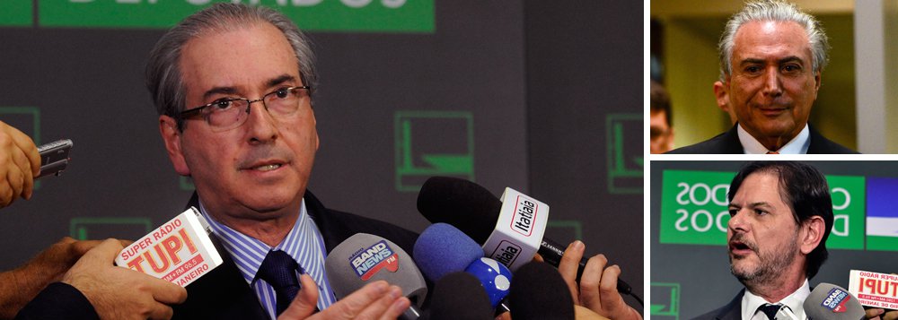 Presidente da Câmara rejeitou dois pedidos de impeachment contra o vice-presidente nesta terça-feira, um do ex-governador do Ceará Cid Gomes e outro apresentado pelo deputado federal Cabo Daciolo (PTdoB-RJ); Cid Gomes argumentava no documento que Michel Temer e o PMDB são citados na Operação Lava Jato