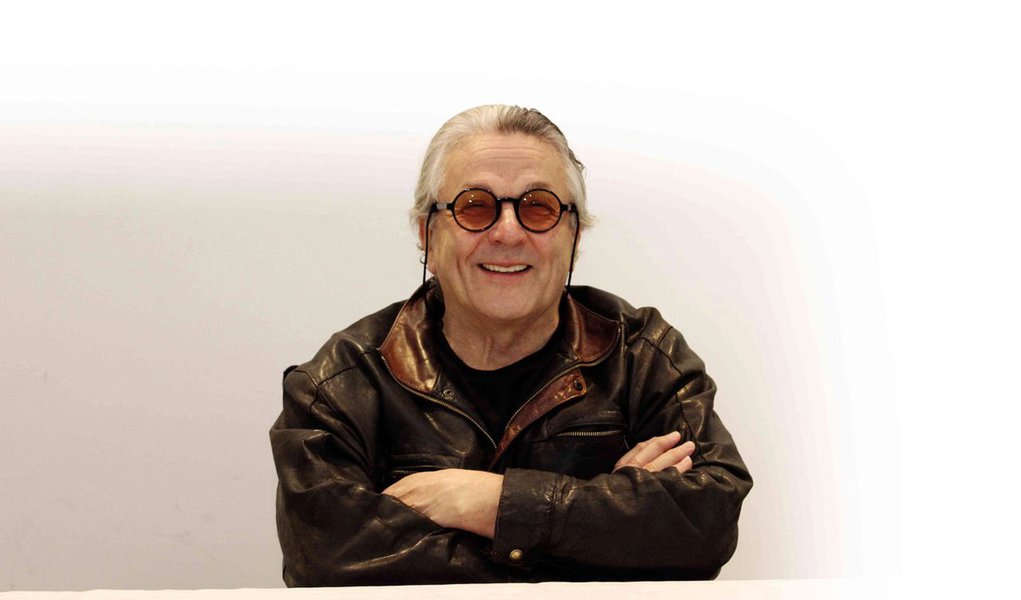 Diretor australiano George Miller, famoso pela franquia Mad Max, irá presidir o 69º Festival Internacional de Cinema de Cannes; "Que deleite sem reservas! Estar lá, no meio deste festival cheio de história, presenciando a revelação de tesouros cinematográficos de todo o planeta", disse; Miller, de 70 anos, será o primeiro australiano a exercer a função; edição do ano passado foi presidida pelos diretores norte-americanos e irmãos Joel e Ethan Coen