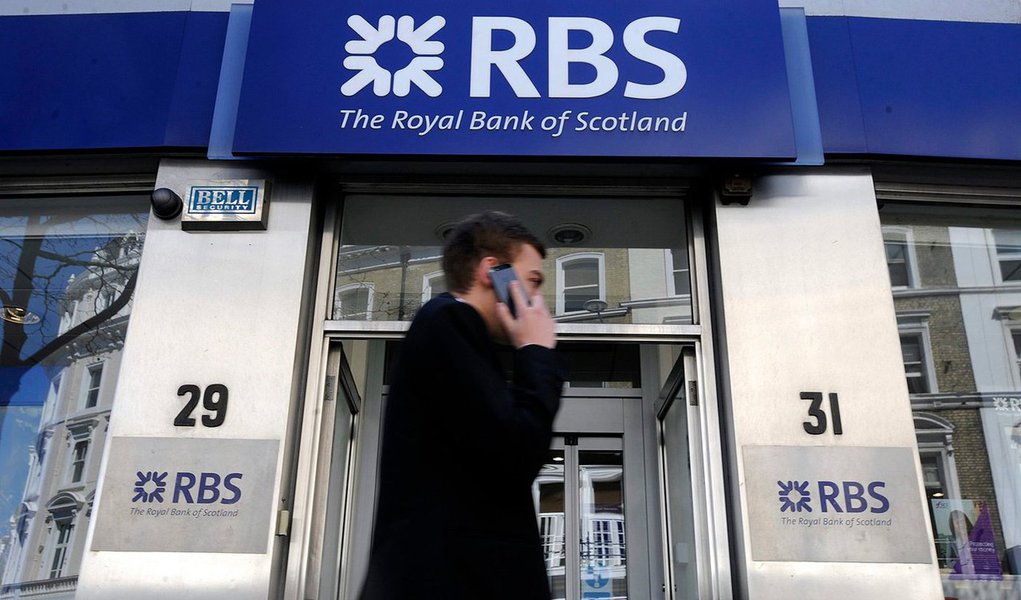 "Acreditamos que os investidores devem ter medo" e "Vendam tudo" são algumas das diversas frases atemorizantes que o Royal Bank of Scotland incluiu em seu relatório de investimentos; a instituição avisou aos seus clientes que 2016 vai ser um ano "cataclísmico" para os mercados e para a economia mundial
