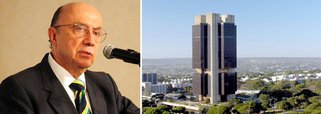 Cotado para assumir o Ministério da Fazenda num eventual governo do vice-presidente Michel Temer, Henrique Meirelles deve receber do PMDB uma lista uma lista prévia de nomes para a presidência do Banco Central e terá a palavra final também nas indicações para os bancos federais, como Banco do Brasil, Caixa, BNDES, Banco da Amazônia e Banco do Nordeste; ex-presidente do BC, ele defende a independência da instituição como uma das medidas para o Brasil retomar o crescimento na economia
