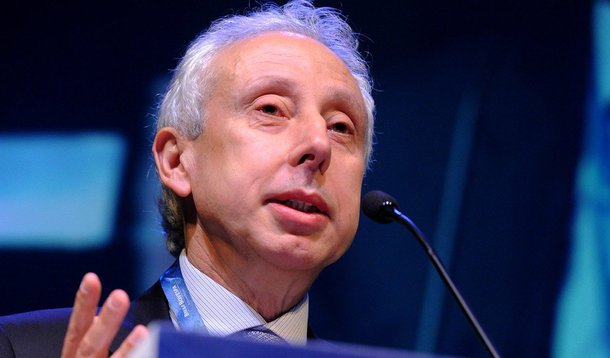 Ex-presidente do Banco Central Pérsio Arida foi designado hoje pelo Conselho de Administração do Banco BTG Pactual como CEO interino da instituição; a informação foi confirmada pelo banco após a prisão do dono da instituição, André Esteves, no âmbito da Operação Lava Jato nesta quarta-feira 25; Arida é sócio-fundador e membro do conselho de administração do banco