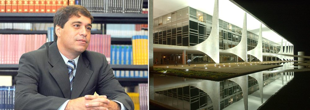 O contingenciamento de recursos que será publicado na segunda-feira (30) poderá levar à paralisia do governo, caso o Congresso demore a aprovar a alteração da meta fiscal de 2015; segundo economistas, o prolongamento do bloqueio de R$ 10,7 bilhões poderá comprometer o funcionamento da máquina pública; segundo o coordenador do curso de Economia do Ibmec, Márcio Salvato, em um primeiro momento, a medida significa atraso no pagamento de contratos por alguns dias; porém, caso a crise se prolongue, poderá levar à paralisia da máquina pública