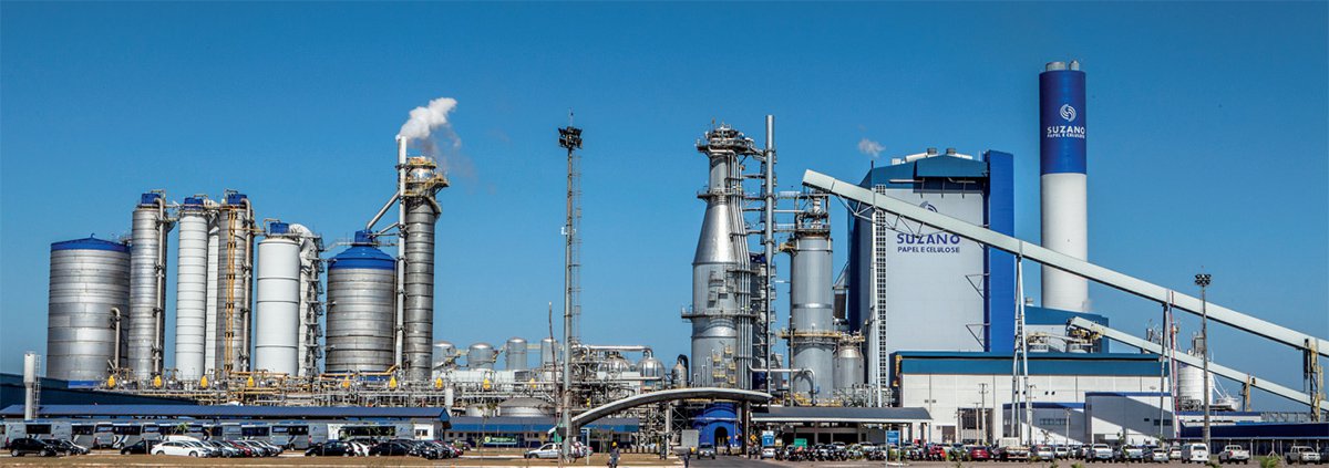 A Suzano Papel e Celulose anunciou um investimento nacional de R$ 1,6 bilhão em projetos que preveem o aumento da capacidade de produção da celulose, a entrada de papel tissue (para fins sanitários) e em tratamento de efluentes; o Conselho de Administração da companhia aprovou as propostas, que serão executadas até o primeiro trimestre de 2018; dentro do pacote, o Maranhão foi contemplado com investimento estimado em R$ 1,1 bilhão em sua fábrica de Imperatriz, Sudoeste do estado, para expansão da capacidade de produção, de 3,46 para 3,8 milhões de toneladas na área da celulose; o investimento vai gerar em torno de 1,5 mil empregos na construção e aproximadamente 600 permanentes