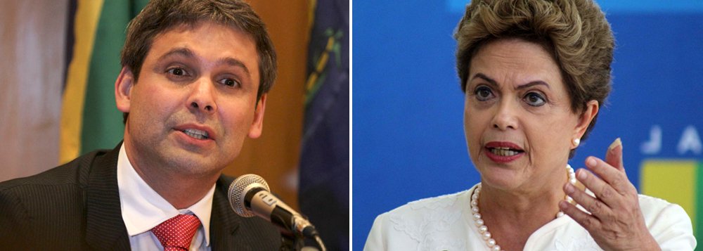 Senador petista Lindbergh Farias criticou a aprovação do projeto no Senado que abre o pré-sal e disse que a presidente Dilma traiu os senadores petistas: “A mudança de orientação do governo, durante a tarde de hoje, nos deixou perplexos e desarmou nossa luta, abrindo mão do enfrentamento em prol de um péssimo acordo com o PSDB que causa um prejuízo enorme ao Brasil”, postou ele no Facebook 