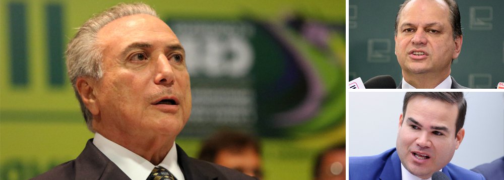 Prosseguem, em ritmo acelerado, as negociações entre o vice-presidente Michel Temer e seus aliados; depois de convidar Henrique Meirelles para a Fazenda e o senador José Serra (PSDB-SP) para a Educação, ele ofereceu dois ministérios importantes para o Partido Progressista; enquanto o deputado Ricardo Barros (PP-PR) assumiria a Saúde, o também parlamentar Cacá Leão (PP-BA) ficaria com a Integração Nacional; na votação de 17 de abril, dos 45 deputados do PP, 38 votaram a favor do impeachment, 4 contra e 3 se abstiveram