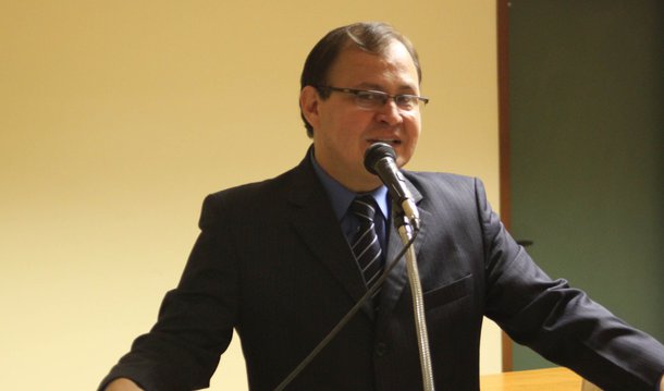 Juiz Vallisney de Souza Oliveira, da 10.ª Vara Federal em Brasília, condenou nesta quarta-feira, 4, nove acusados de "comprar" medidas provisórias nos governos dos presidentes Luiz Inácio Lula da Silva e Dilma Rousseff; MPs prorrogaram incentivos fiscais a indústrias automotivas instaladas no Norte, no Nordeste e no Centro-Oeste; empresário Mauro Marcondes Machado e o advogado José Ricardo da Silva, apontados como lobistas do esquema, foram sentenciados por associação criminosa, corrupção ativa e lavagem de dinheiro