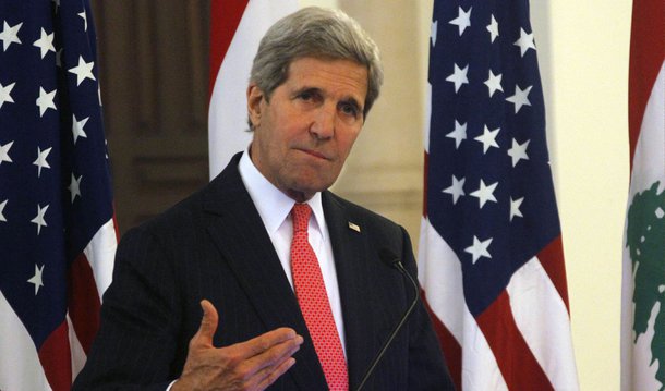 O secretário de Estado norte-americano, John Kerry, informou nesta terça (17) que os ataques aéreos contra o grupo jihadista Estado Islâmico (EI), que aumentaram nos últimos dias, vão se intensificar; chefe da diplomacia dos Estados Unidos, Kerry à cadeia francesa France2 que, ainda que as incursões na Síria dependam, em termos gerais, dos objetivos, vão prosseguir porque têm dado bons resultados