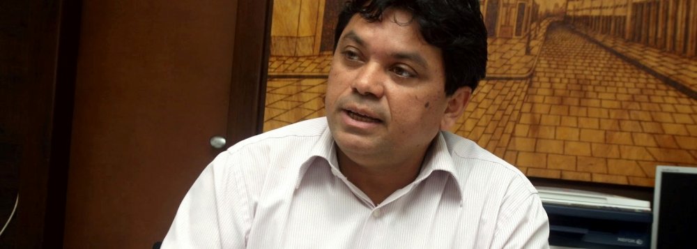 Secretário de Estado de Assuntos Políticos, Márcio Jerry afirmou que o governo estadual trabalha em um ritmo intenso nos primeiros 11 meses com o objetivo de superar os déficits acumulados ao longo das últimas décadas; ele enfatizou também o papel da Assembleia Legislativa na efetivação das políticas públicas e o diálogo permanente que o Governo tem mantido com os municípios; “Não se pode ficar o tempo todo só no curativo, aplicando papéis paliativos. É preciso resolver os problemas. E o governador Flávio Dino conduz os problemas, combina ações de curto prazo com ações de planejamento de médio e longo prazo”, disse ele