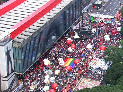 Sim, é isso mesmo: é chegada a hora de escorraçar o golpe. E devemos todos ter a competência e a virtude necessárias para honrar este momento