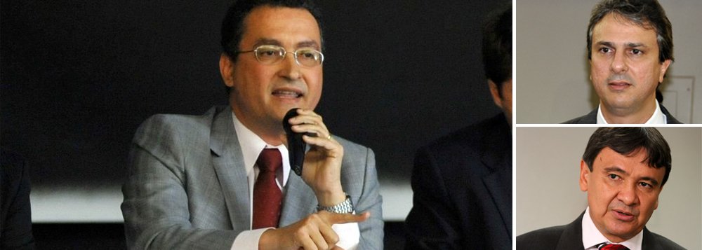 Rui Costa (Bahia), Camilo Santana (Ceará) e Wellington Dias (Piauí) já iniciaram reuniões com parlamentares de seus respectivos Estados e com os ministros Jaques Wagner (Gabinete da Presidência) e Ricardo Berzonini (Governo), em busca de votos pró-governo; eles também devem exonerar deputados federais que ocupam cargos de secretários estaduais para garantir apoio a presidente Dilma Rousseff contra o impeachment 