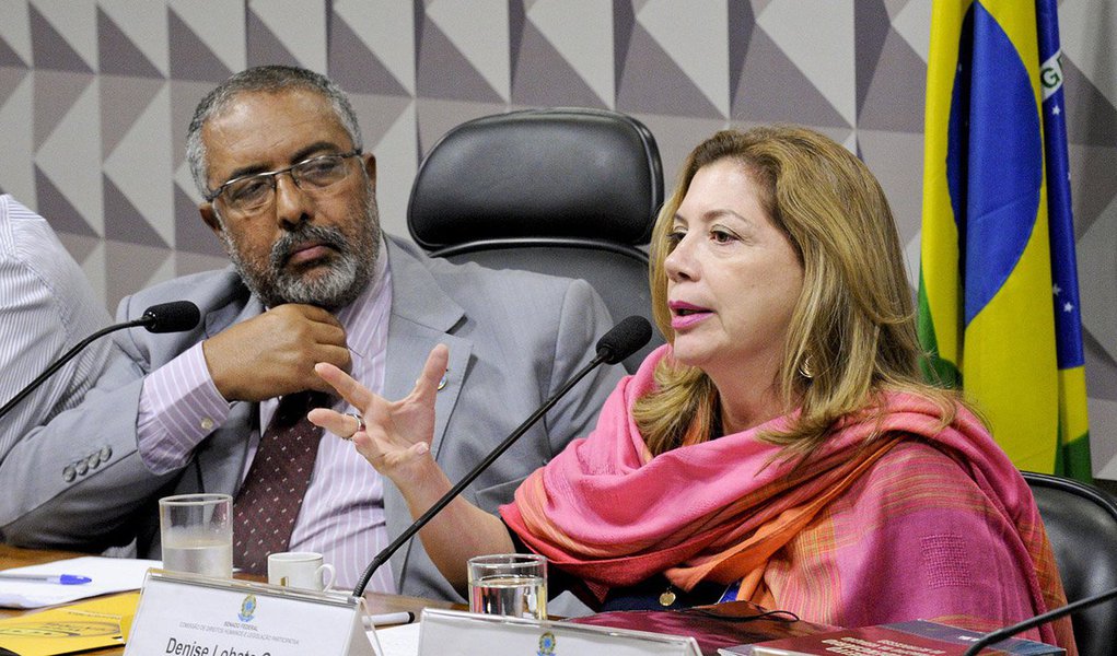 Em audiência pública na Comissão de Direitos Humanos (CDH) do Senado, parlamentares, acadêmicos, operadores do direito e sindicalistas foram unânimes em afirmar que a reforma da Previdência, defendida pela presidente Dilma Rousseff no Congresso, pretende resolver algo que não existe: déficit nas contas; segundo a pesquisadora da UFRJ Denise Gentil, dados preliminares apontam que em 2015, ano de forte crise, a previdência obteve uma receita bruta de R$ 675,1 milhões, e gastou R$ 658,9 milhões; "Não há nada de errado com a previdência. O sistema é sólido e se sustenta mesmo na crise", afirmou