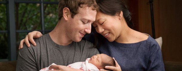 Criador do Facebook, Mark Zuckerberg, anunciou nesta terça (1) planos de doar 99% de suas ações na rede social durante a sua vida em benefício de causas filantrópicas; a previsão é que o valor da doação seja de 45 bilhões de dólares; Zuckerberg esboçou sua missão filantrópica, com foco em "fazer avançar o potencial humano e promover a igualdade", em uma carta a sua filha recém-nascida; também nesta terça, o brasileiro Elie Horn, dono da Cyrela, aderiu ao The Giving Pledge (Chamada à Doação, em tradução livre), programa criado em 2010 por Bill Gates e Warren Buffett, e disse que doará 60% da sua fortuna, estimada em 1 bilhão de dólares