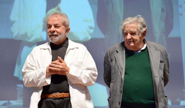 Em entrevista à revista La Garganta Poderosa, senador e ex-presidente uruguaio Pepe Mujica criticou o golp no Brasil: “Há interesses muito grandes para evitar que Lula siga sua carreira política. Estão querendo destruir o Brasil, seu setor produtivo e o Partido dos Trabalhadores. Temos que ser solidários e evitar que venha abaixo sua democracia”; ele afirmou ainda que tem confiança no povo brasileiro e manifestou solidariedade diante dos ataques sofridos pelo líder petista, que considera um amigo