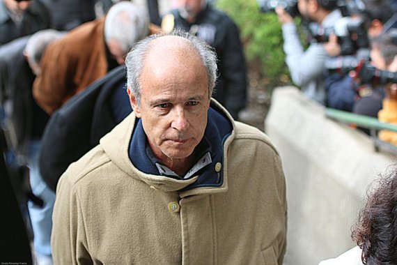 Jornalista Bernardo Mello Franco lembra que a empreiteira, comandada por Otávio Azevedo, preso em Curitiba, participa de grandes obras há mais de 50 anos e poderá contribuir para o país se, efetivamente, abrir a sua caixa-preta; "Lucrou com as privatizações da era FHC, quando abocanhou uma das maiores fatias da Telebrás, e se lambuzou no petrolão no governo Lula, como pivô de tenebrosas transações reveladas pela Lava Jato", diz ele