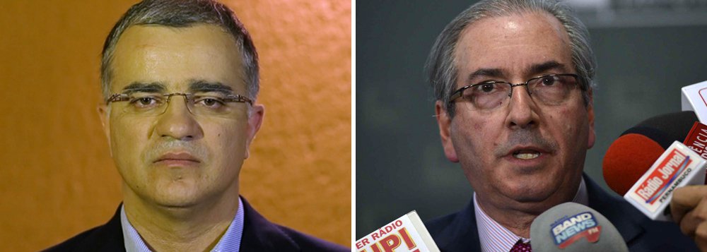 Segundo o jornalista Kennedy Alencar, "há uma conversa de bastidor no STF que sinaliza a possibilidade do seguinte destino para Eduardo Cunha: ser afastado da presidência da Câmara, mas manter o mandato de deputado federal pelo Rio de Janeiro"