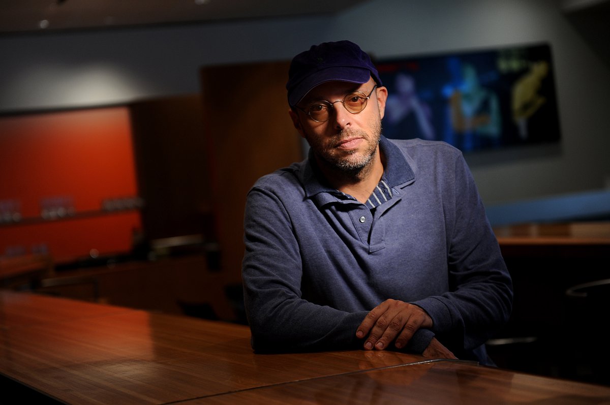 "Quando uma democracia se torna extremamente corrupta, como aconteceu no Brasil, o melhor que os agentes sociais podem fazer é colocar suas divergências ideológicas temporariamente de lado e unir forças para punir exemplarmente quem corrompeu o país e o processo eleitoral", diz o cineasta José Padilha, autor de Tropa de Elite