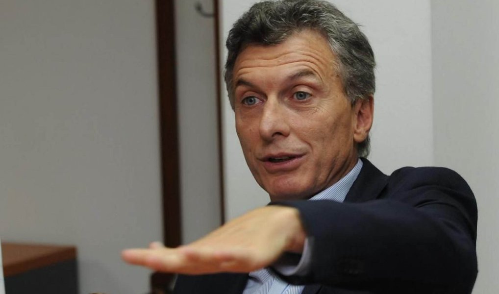 O prefeito de Buenos Aires e principal candidato opositor à Presidência da Argentina, Mauricio Macri, disse nesta terça (6), que se vencer as eleições gerais de 25 de outubro dará prioridade a relação com o Brasil e com o Mercosul, ao mesmo tempo em que pedirá que a Venezuela cumpra a cláusula democrática do bloco regional e libere o líder da oposição Leopoldo Lópes
