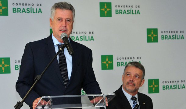 O governo de Brasília lançou, no Palácio do Buriti, o índice de transparência ativa, que avaliará o grau de cumprimento da Lei Distrital de Acesso à Informação por parte de órgãos e entidades do Executivo local; o objetivo é melhorar a transparência pública e as formas de controle social; "Queremos que a população tenha conhecimento absoluto do que acontece no âmbito do governo e que contribua com o processo de fiscalização", explicou o governador Rodrigo Rollemberg; o lançamento marca o Dia Internacional de Combate à Corrupção — estabelecido pela ONU