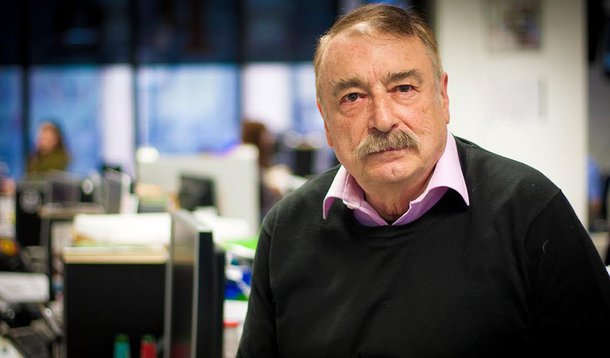 Jornalista espanhol e editor do periódico Le Monde Dilomatique, Ignacio Ramonet, destacou a onda de crescimento da direita no mundo e as tentativas de desestabilização em países progressistas; "Estamos observando o Brasil, onde se tenta dar um golpe de Estado judicial contra o governo de Dilma Rousseff, e também na Venezuela, onde a maioria opositora da Assembleia Nacional quer impor leis que, na verdade, não estão previstas pela Constituição", afirmou