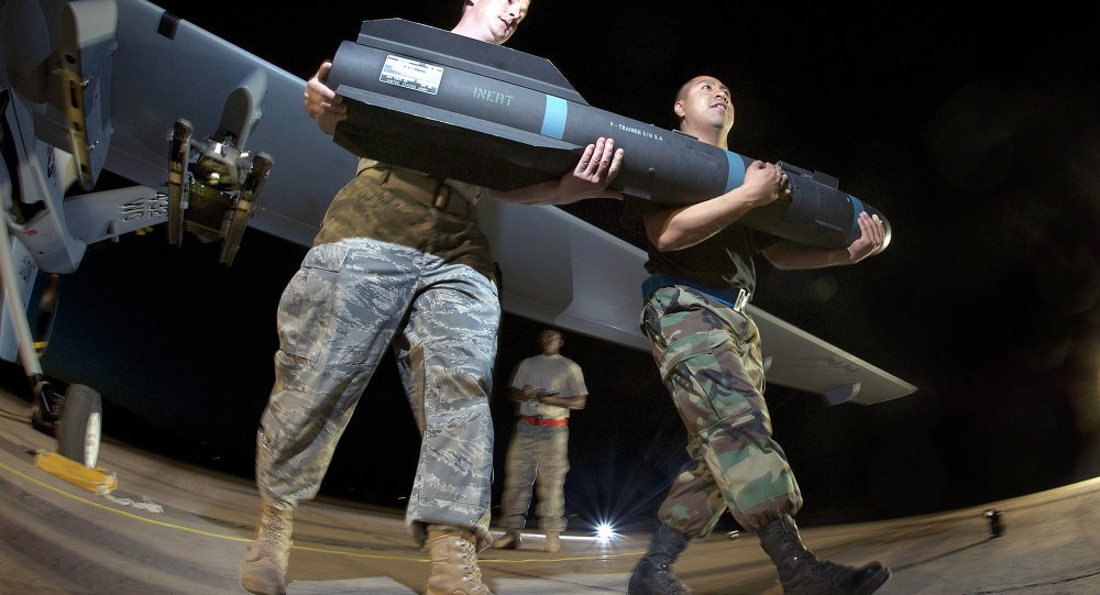 Cuba devolveu aos Estados Unidos um míssil norte-americano do tipo Hellfire que foi recebido "por engano" na ilha, em 2014; de acordo com as autoridades cubanas, o míssil norte-americano tipo AGM 114 Hellfire chegou à ilha em junho de 2014, proveniente de Paris, "por engano ou manipulação incorreta do país de procedência"