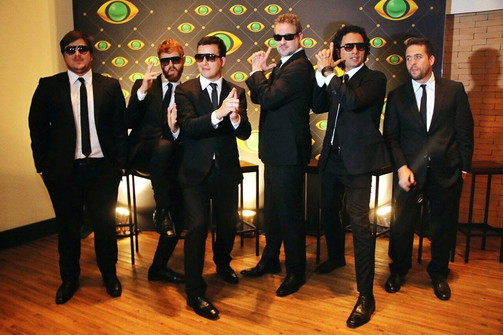 Depois de oito anos na grade da Band, o programa 'Custe o Que Custar' não irá ao ar em 2016, anunciou a emissora nesta quarta-feira 9, falando em "ano sabático"; "O intervalo entre as temporadas será estendido para que tenhamos tempo de voltar com mais força em 2017", afirma o criador do formato e diretor-geral de conteúdo da Band, Diego Guebel; os repórteres estreantes, Erick Krominski e Juliano Dip, e os veteranos, Maurício Meirelles e Lucas Salles, serão dispensados