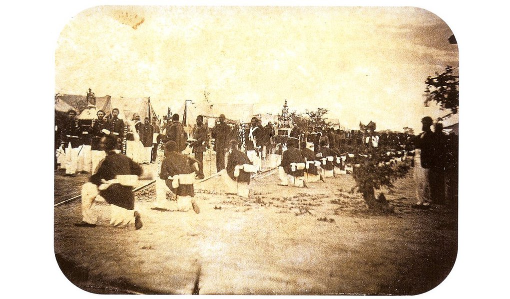 Uma das efemérides deste ano sem registro autocrítico é o 145º aniversário do final da Guerra do Paraguai, em que Tríplice Aliança (Brasil, Argentina e Uruguai) aniquilou o país independente vizinho que se recusava a desempenhar o papel de nação subserviente à Coroa imperialista britânica (Foto: José Reinaldo Carvalho) Uma das efemérides deste ano sem registro autocrítico é o 145º aniversário do final da Guerra do Paraguai, em que Tríplice Aliança (Brasil, Argentina e Uruguai) aniquilou o país independente vizinho que se recusava a desempenhar o papel de nação subserviente à Coroa imperialista britânica
