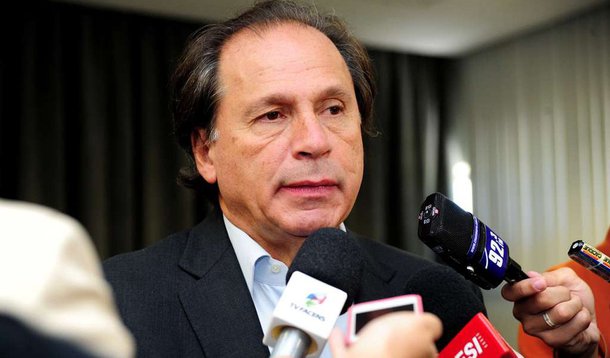 Presidente da CSN, Benjamin Steinbruch aposta no aproveitamento do vasto mercado interno para recuperar a economia; "Reativá-lo é possível, apesar do pessimismo e das críticas injustas ao modelo adotado na crise de 2008", afirma; "A receita para reaquecer o consumo interno passa pelo crédito. Às famílias endividadas e inadimplentes pode ser oferecida a renegociação dos empréstimos com juros civilizados. E às empresas combalidas, refinanciamentos para que possam levantar e andar", acrescenta, alinhado com a ideia defendida pelo governo