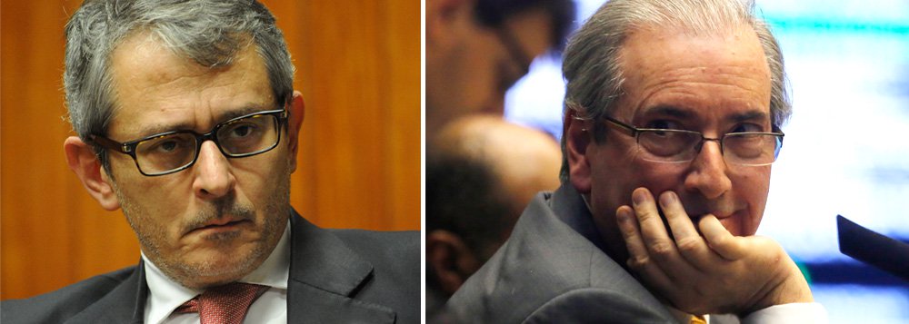 Jornal de Otavio Frias diz que a decisão do impeachment “que se reveste de extrema gravidade e de incontestável legitimidade constitucional” foi manchada pelo presidente da Câmara, Eduardo Cunha (PMDB-RJ), e cobra sua cassação: “No STF, cumpre julgá-lo sem demora. No Conselho de Ética, cumpre condená-lo. No plenário, é hora de votar pela cassação. Sua presença na Câmara dos Deputados é uma vergonha, um insulto, uma provocação a todos os brasileiros”