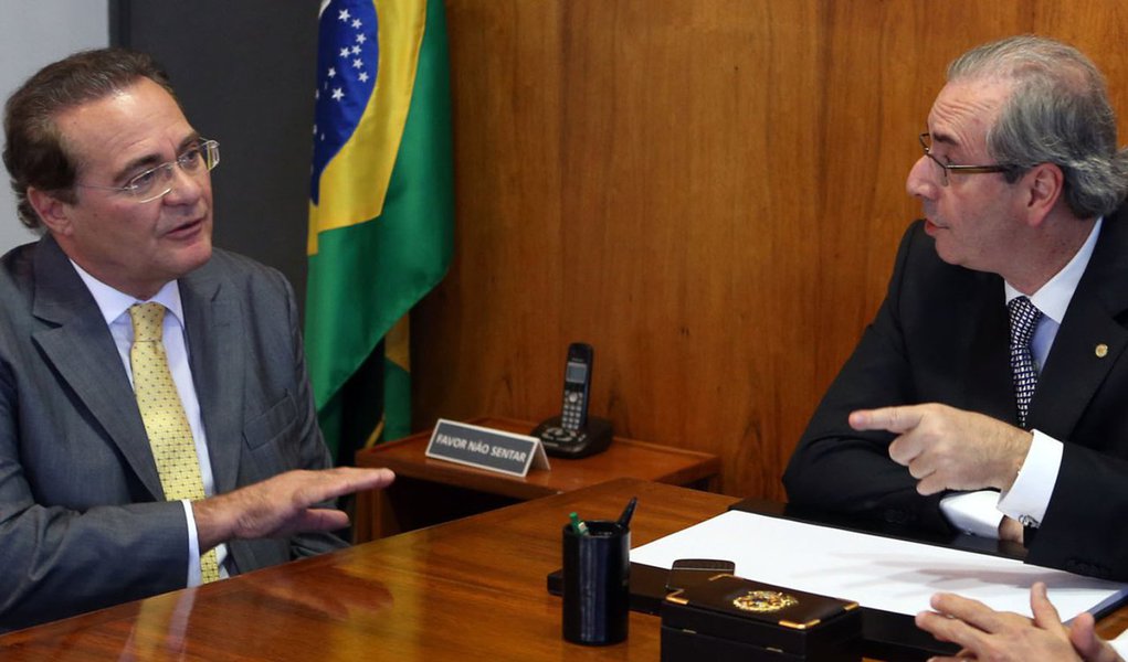 Presidente da Câmara, Eduardo Cunha (PMDB-RJ), contestou nesta segunda-feira a interpretação de que caberá ao Senado dar a palavra final no processo de impeachment da presidente Dilma Rousseff; na sexta-feira, a presidente Dilma, o procurador-geral da República, Rodrigo Janot, e o presidente do Senado, Renan Calheiros (PMDB-AL), apresentaram ao Supremo Tribunal Federal pareceres que contestam o rito defendido por ele; "Não tem nenhum sentido haver uma deliberação de uma Casa [Câmara] com 2/3 de quórum qualificado e uma outra Casa [Senado] mudar isso por maioria simples. Levaremos a nossa sustentação lá e certamente o Supremo vai decidir", afirmou Cunha