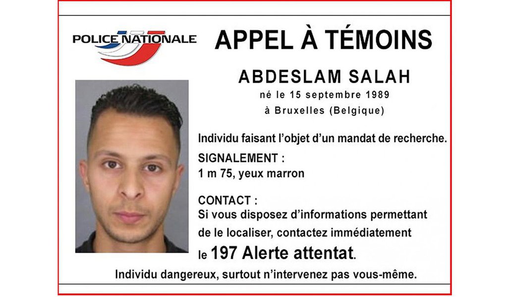 Principal suspeito vivo dos ataques de novembro em Paris, Salah Abdeslam, não vai mais contestar a extradição para a França e agora quer voltar para "se explicar", disse o advogado Sven Mary; Abdeslam, que é cidadão francês, foi preso em Bruxelas em 18 de março depois de uma caçada humana de quatro meses na esteira das ações de militantes do Estado Islâmico na capital francesa no dia 13 de novembro, quando mataram 130 pessoas com armas de fogo e explosões suicidas