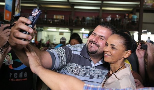 Segundo Celso Rocha de Barros, “a avenida da centro-esquerda responsável está aberta a Marina”, com o PT em crise e o PSDB na guerra pelo impeachment; “Não sabemos se PT e/ou PSDB conseguirão fechá-la até a próxima eleição, mas há uma janela para a consolidação da Rede e de sua fundadora como forças a serem reconhecidas”, diz