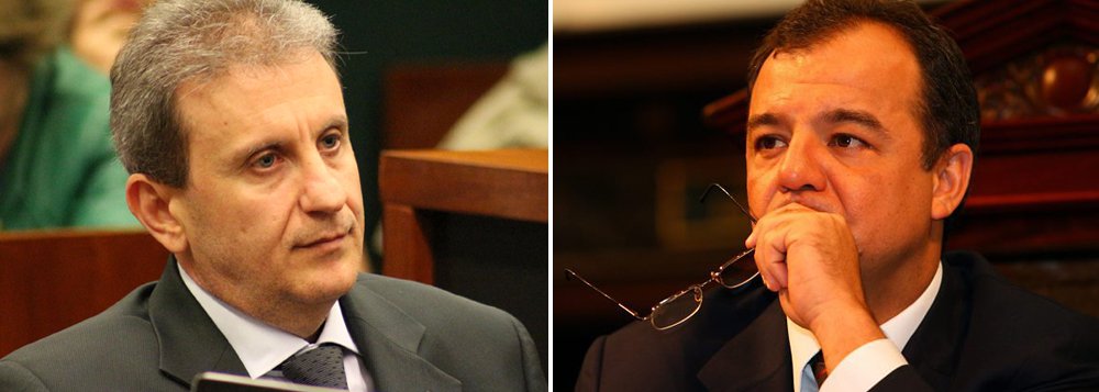 No depoimento, o doleiro Alberto Youssef afirmou que não participou da negociação, mas recebeu ordens do ex-diretor de Abastecimento da Petrobras Paulo Roberto Costa para deixar de cobrar propina das empreiteiras que participaram das obras Complexo Petroquímico do Rio de Janeiro (Comperj), porque os valores seriam repassados “a integrantes do governo do Rio de Janeiro”; o ex-governador nega