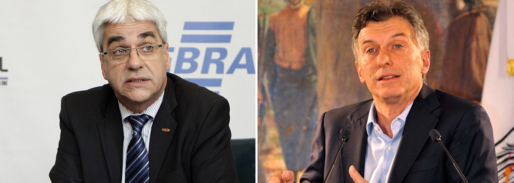 Após mudanças implementadas pelo novo presidente Mauricio Macri, considerado de perfil mais liberal que sua antecessora, Cristina Kirchner, companhias brasileiras voltam ao país; brasileira JBS, maior processadora de carne bovina do mundo, vai reabrir quatro unidades de abate para exportação; “Mantivemos nossas quatro plantas perfeitamente conservadas para quando as restrições às exportações caíssem. Mas ninguém esperava que fosse tão rápido”, disse o presidente da JBS Mercosul, Miguel Gularte