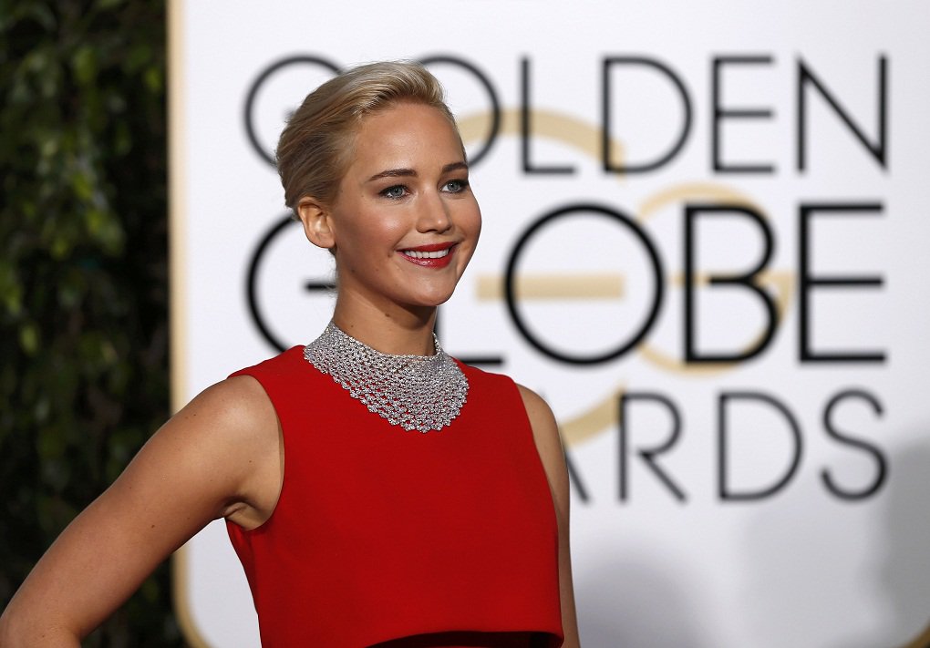 Actress Jennifer Lawrence arrives at the 73rd Golden Globe Awards in Beverly Hills, California January 10, 2016. REUTERS/Mario Anzuoni