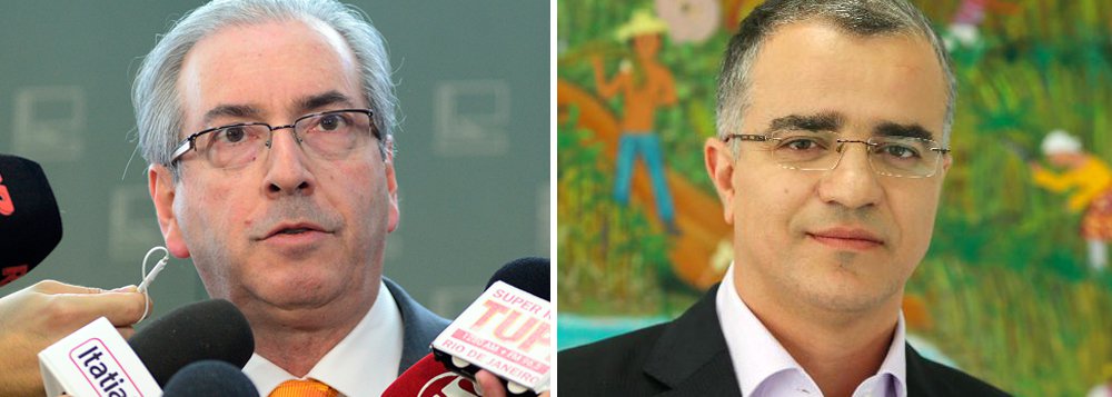 Segundo o colunista Kennedy Alencar, o peemedebista irá jogar com a possibilidade de aceitar ou não um pedido de impedimento da presidente Dilma Rousseff para tentar obter alguma vantagem política; mas, diante da gravidade das acusações que pesam contra Cunha, diz, será muito difícil evitar uma cassação de seu mandato