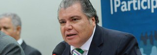 Está prevista para a próxima semana uma visita de integrantes da Frente Parlamentar da Agropecuária ao presidente Michel Temer; e o encontro pode não ser muito bom para o ministro do Meio Ambiente, Sarney Filho (MA); de acordo com informações divulgadas pela coluna Expresso, os membros da Frente estão insatisfeitos com o ministro sob o argumento que ele está querendo intervir demais na agropecuária com exigências ambientais que não se enquadram na legislação