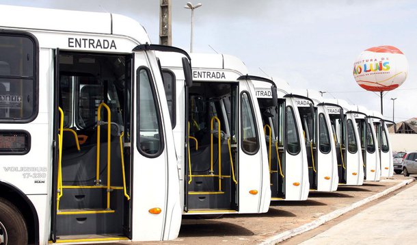 Com o Sistema de Bilhete Único, o passageiro poderá embarcar em linhas urbanas integradas nos pontos de ônibus fora dos terminais de integração e pode fazer quantas viagens quiser no intervalo de 1h30 pagando apenas uma passagem, desde que permaneça no mesmo sentido da via; o monitoramento do trajeto ocorre por meio do sistema de GPS, instalado nos coletivos da capital; segundo a prefeitura, o serviço economiza o tempo do usuário em aproximadamente 30 minutos e tem como público-alvo estudantes e trabalhadores, que somam atualmente 760 mil usuários