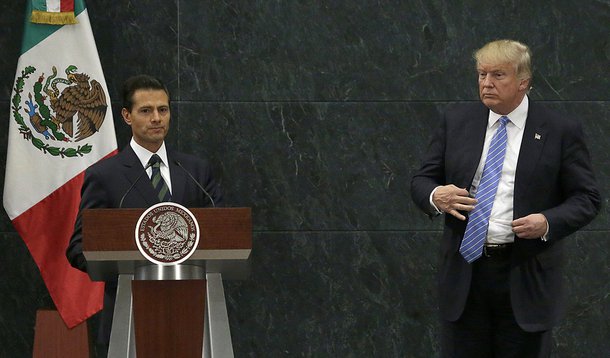 Seguindo a recomendação de Donald Trump, que sugeriu que o presidente do México cancelasse sua visita aos Estados Unidos caso não fosse pagar pelo muro na fronteira entre os dois países, idealizado por Trump, Enrique Peña Nieto cancelou sua ida a Washington, que estava marcada para o dia 31 deste mês