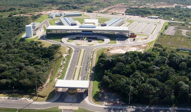 Vereadores e prefeitos de várias cidades brasileiras estarão reunidos, em São Luís, discutindo assuntos de interesse das populações e que estão inseridos na pauta municipalista de debates; trata-se do Encontro Nacional de Vereadores e Prefeitos, que será realizado no auditório Paulo Freire, na Assembleia Legislativa do Maranhão; o evento, que acontece pela primeira vez na capital maranhense, está sendo promovido pela União dos Vereadores do Brasil (UVB)