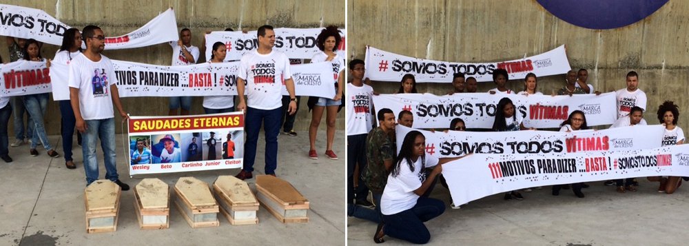 Uma das faixas da Rua Pinheiro Machado, em Laranjeiras, zona sul do Rio, em frente à sede do governo do estado, o Palácio Laranjeiras, foi palco de uma manifestação de protesto contra a morte de cinco jovens pelos tiros disparados por policiais militares, no subúrbio de Costa Barros, zona norte da cidade; segurando velas acesas, os manifestantes cantaram  músicas, entoaram frases contra a polícia e o governo do estado, além de fazerem discursos